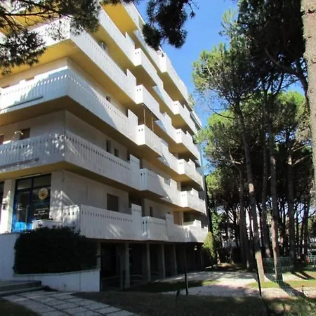 Two Bedrooms Apartment Close To The Beach - Airco - Parking - Beach Place *