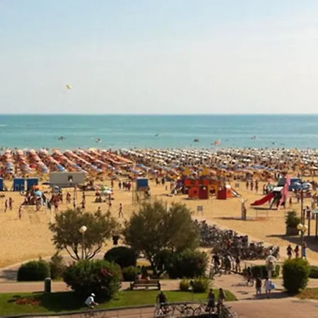 Apartment Two Bedrooms Apartment Close To The Beach - Airco - Parking - Beach Place *